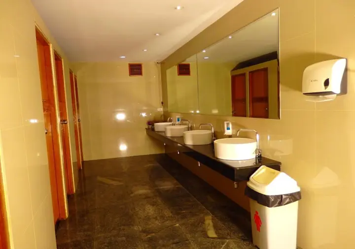Самутпракан: Pohseen Hotel
