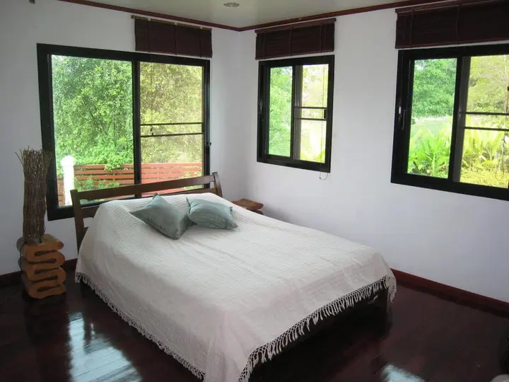 Сам-Рои-Йот: Mountain Breeze Villa