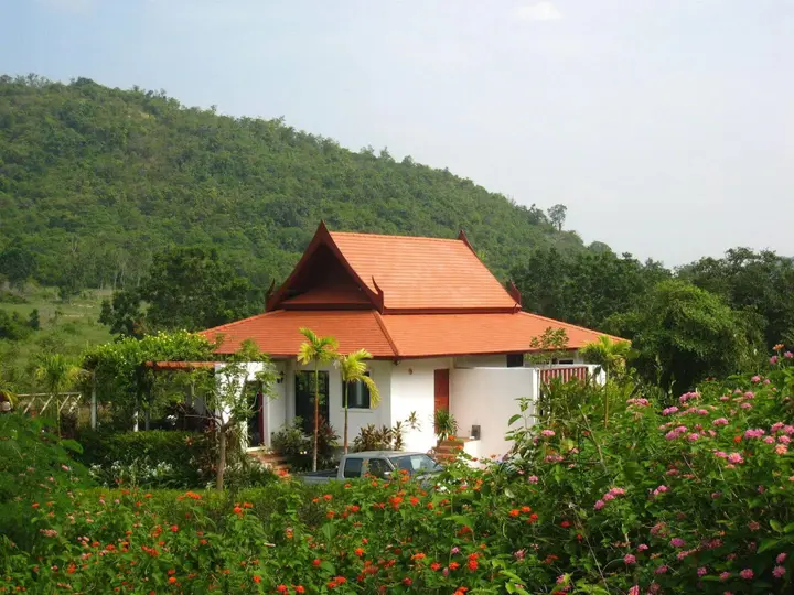 Сам-Рои-Йот: Mountain Breeze Villa