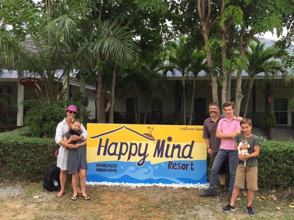 Сам-Рои-Йот: Happy Mind Resort