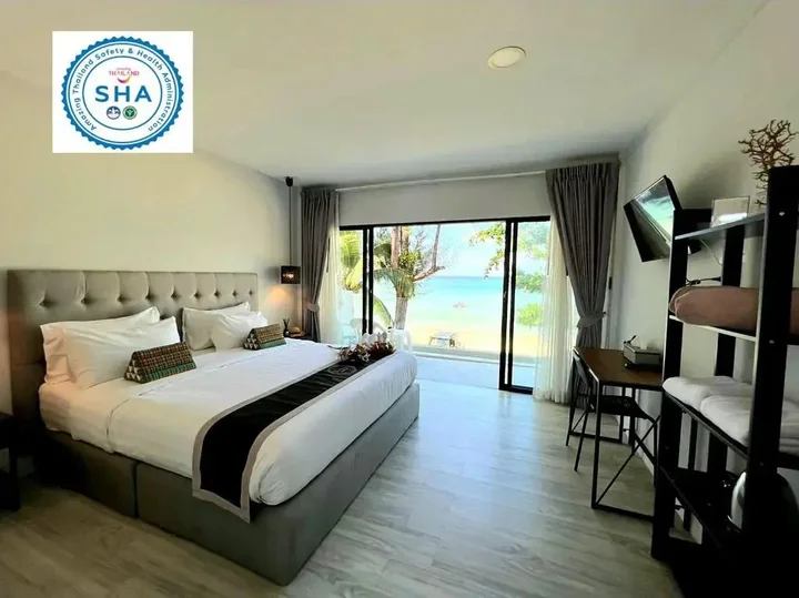 Кату: Thai Kamala Beach Front