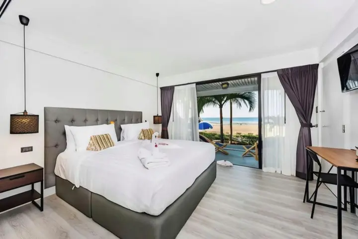 Кату: Thai Kamala Beach Front