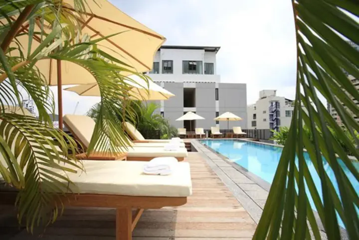 Бангкок: Cabochon Hotel & Residence