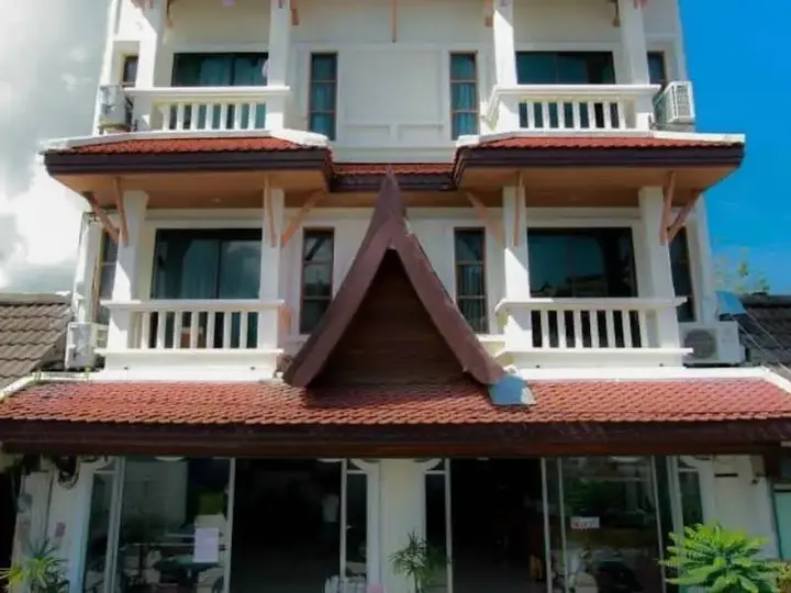 Муанг: Phuket Holiday Hostel