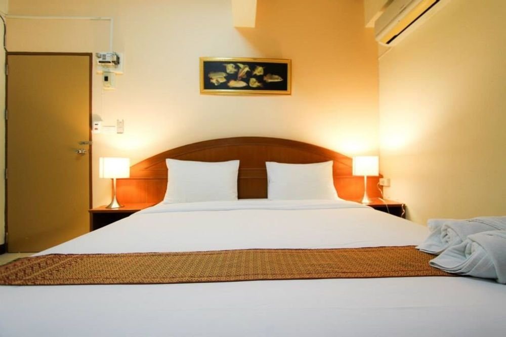 Муанг: Phuket Holiday Hostel