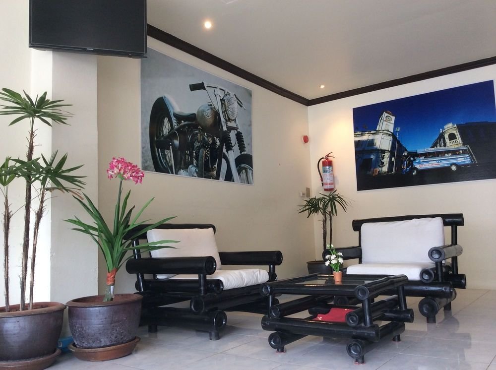 Муанг: Phuket Holiday Hostel