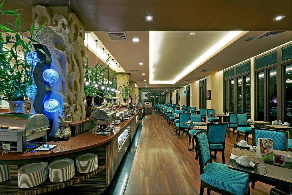 Пхукет: Novotel Phuket Vintage Park Resort