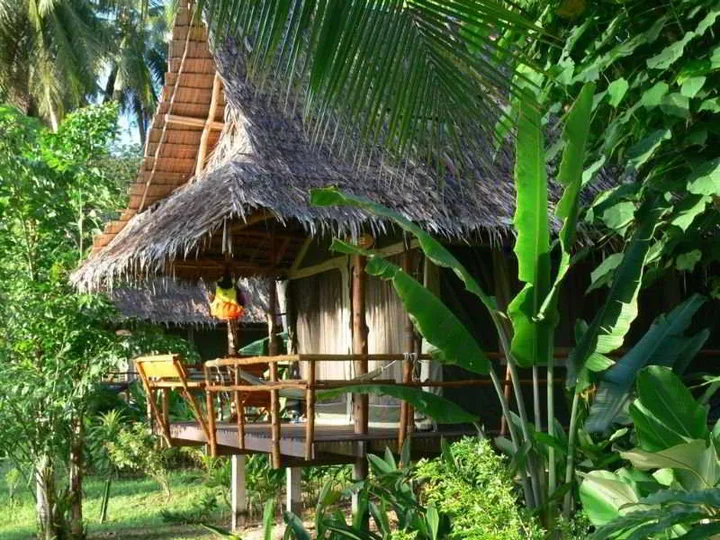 Тхаланг: Tenta Nakara Resort and Restaurant