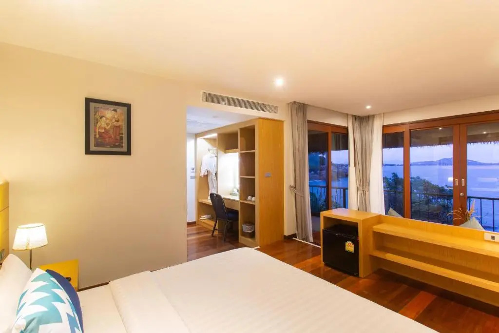Самуи: Coral Cliff Beach Resort Samui