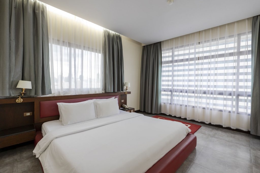 Бангкок: Pinnacle Lumpinee Park Hotel