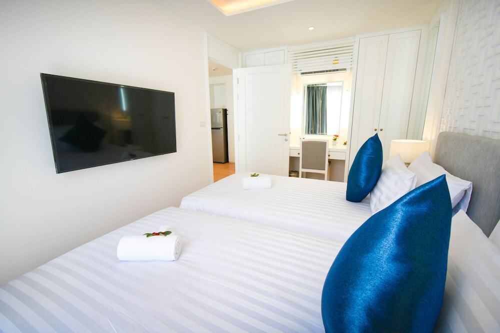 Кату: The Aristo Seaview Patong