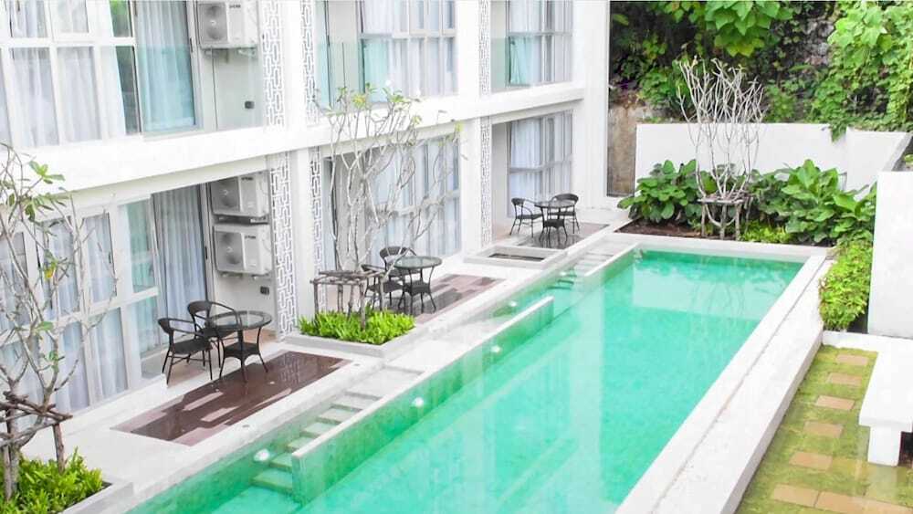 Кату: The Aristo Seaview Patong