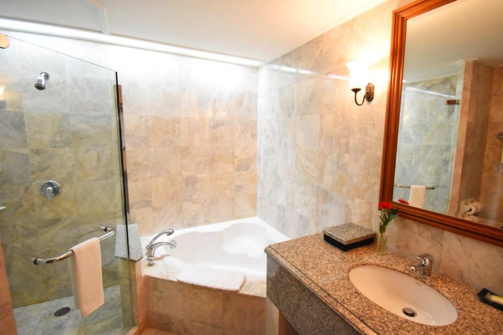 Бангкок: Century Park Hotel