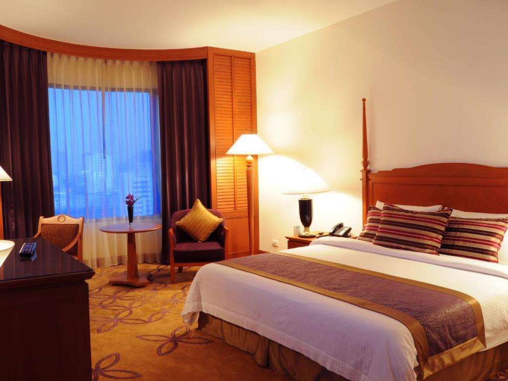 Бангкок: Century Park Hotel