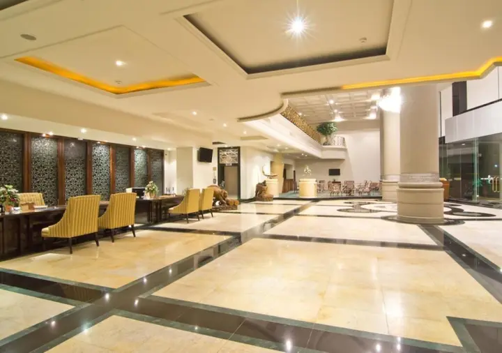 Пхитсанулок: The Grand Riverside Hotel Phitsanulok