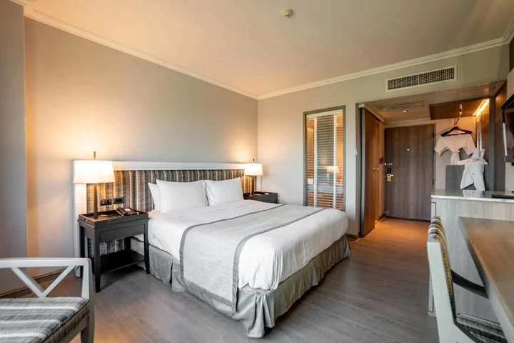 Пхитсанулок: The Grand Riverside Hotel Phitsanulok