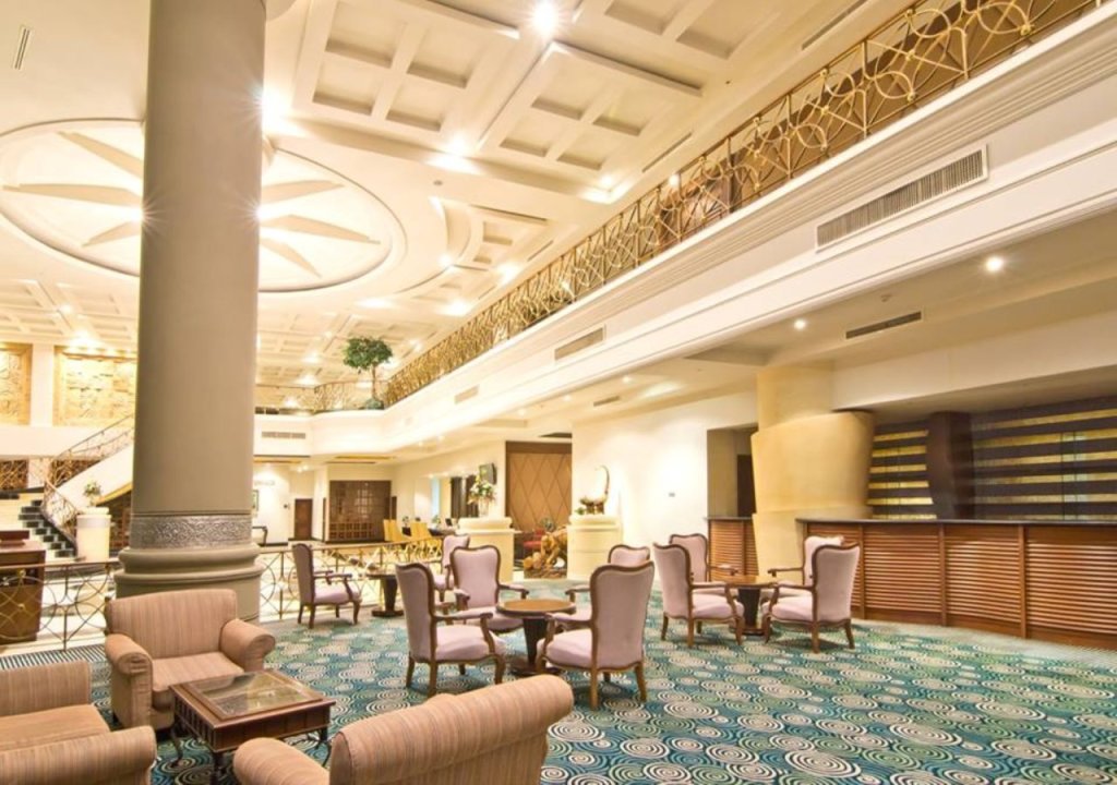 Пхитсанулок: The Grand Riverside Hotel Phitsanulok