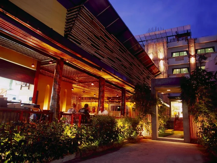 Муанг: Bamboo House Phuket