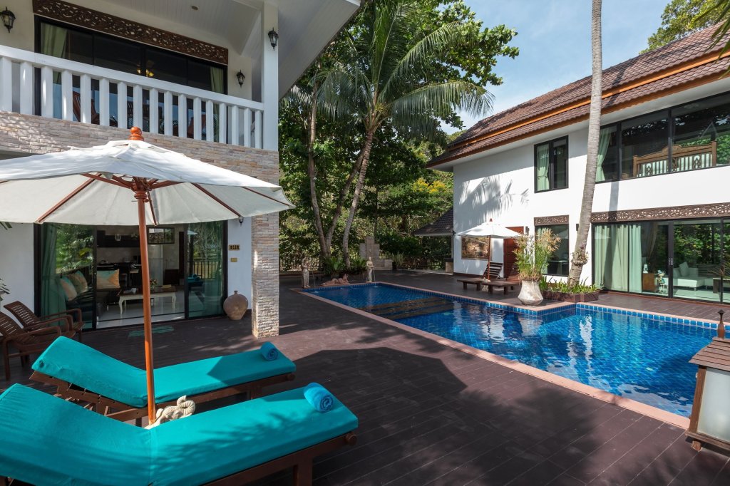 Пхукет: Racha Island Resort