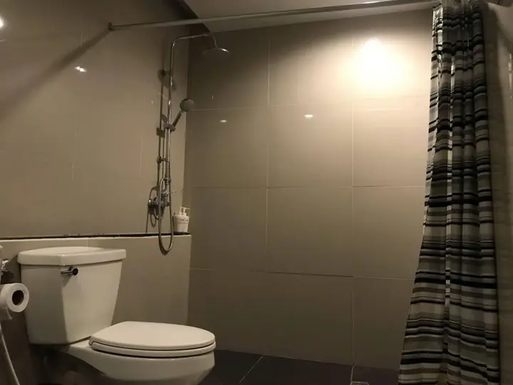 Бангкок: Paragon Inn