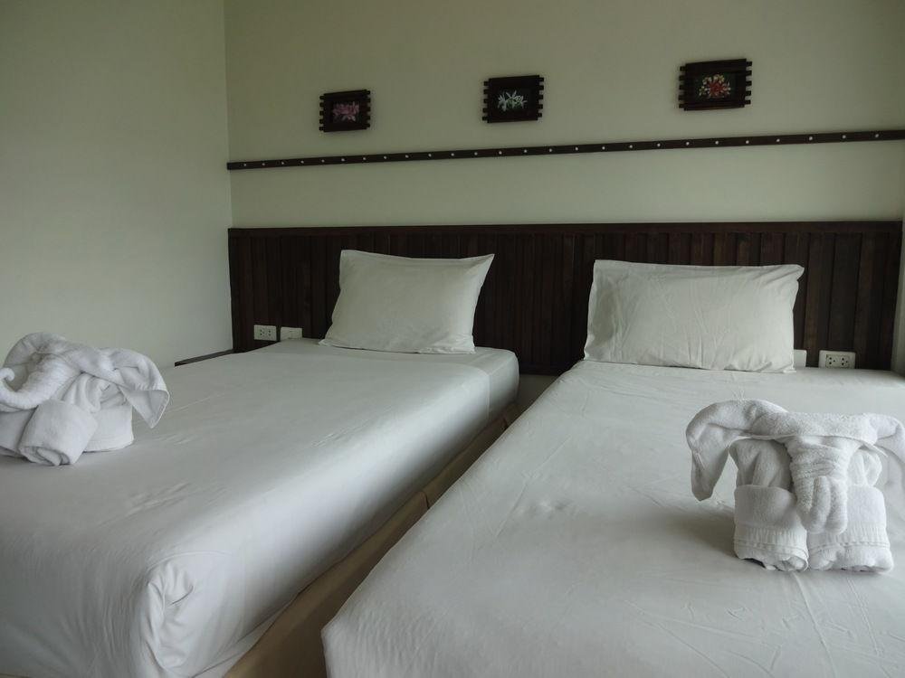 Кату: Athome Guesthouse