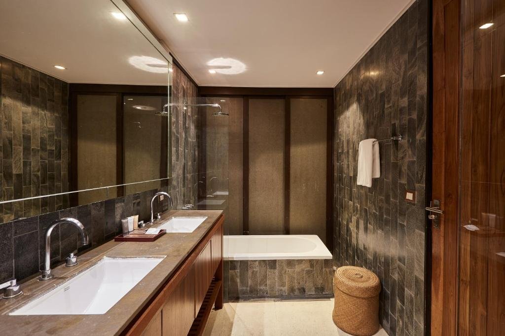 Бангкок: LUXX Langsuan Hotel