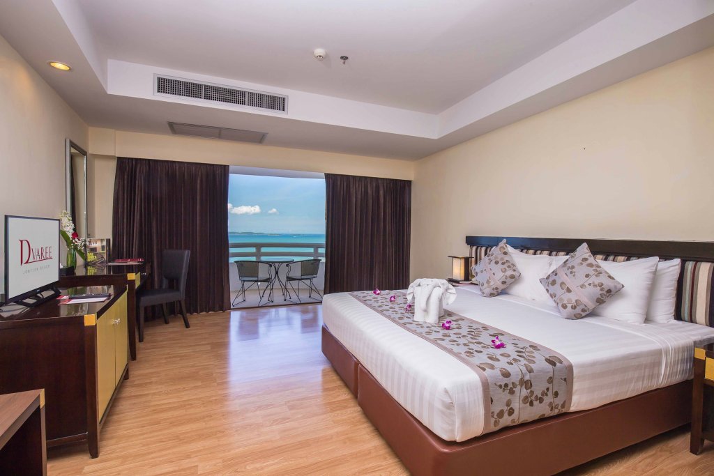 Паттайя: D Varee Jomtien Beach