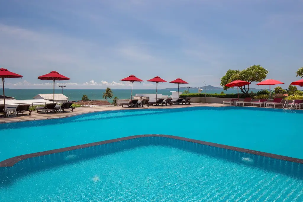 Паттайя: D Varee Jomtien Beach
