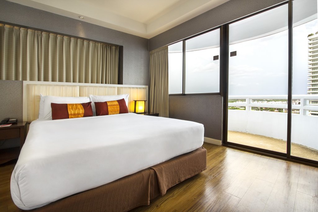 Паттайя: D Varee Jomtien Beach