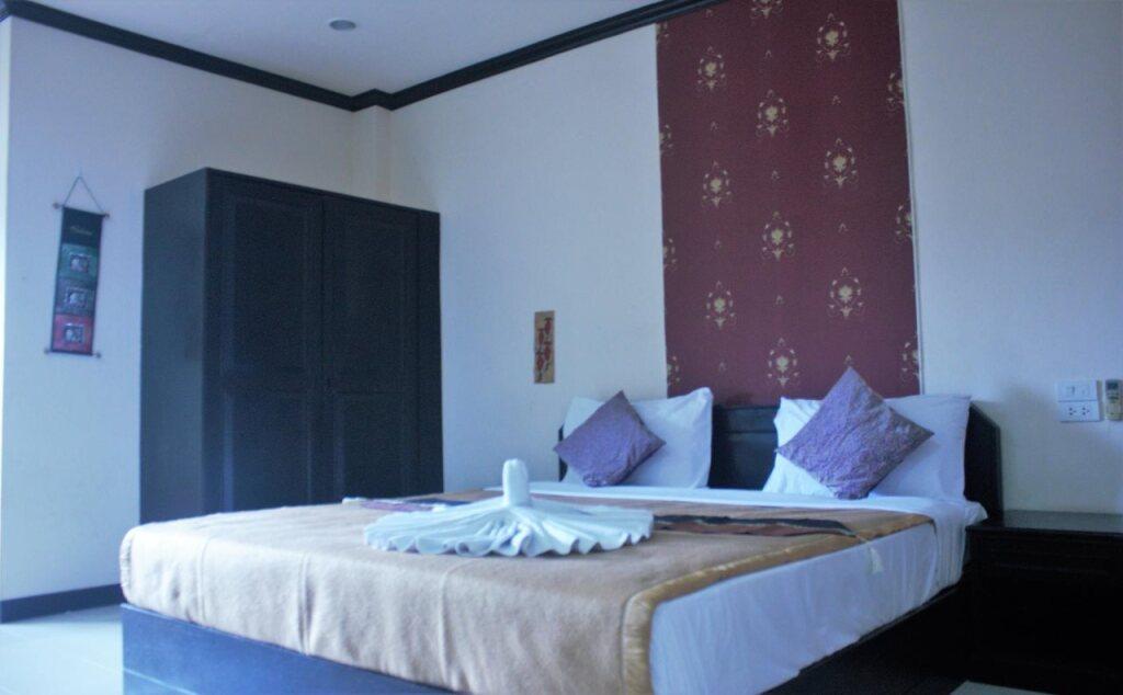 Кату: Hotel Ramaz Charlie