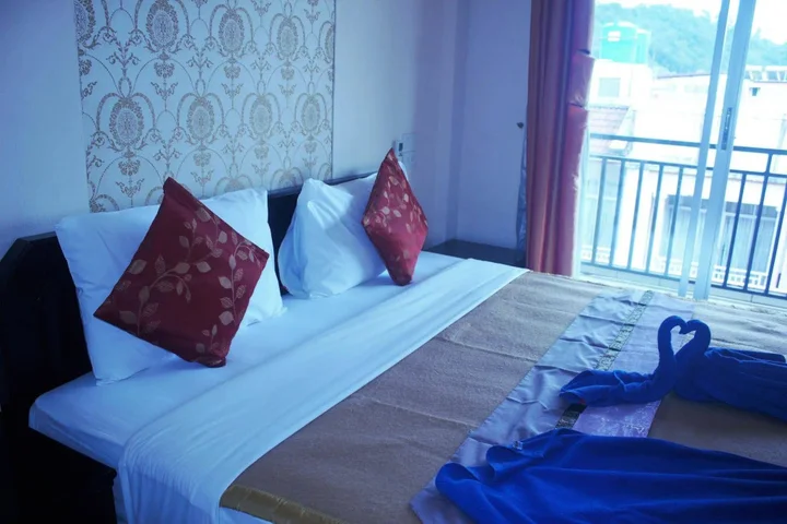 Кату: Hotel Ramaz Charlie
