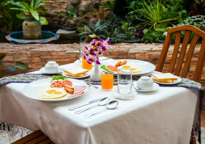 Муанг: Crystal Inn Phuket