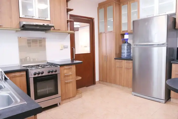 Бангкок: JJ Mansion
