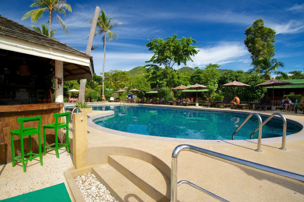 Остров Тау: Lotus Paradise Resort