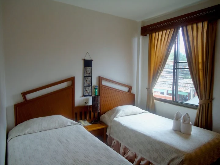 Мэхонгсон: Baiyoke Chalet Hotel