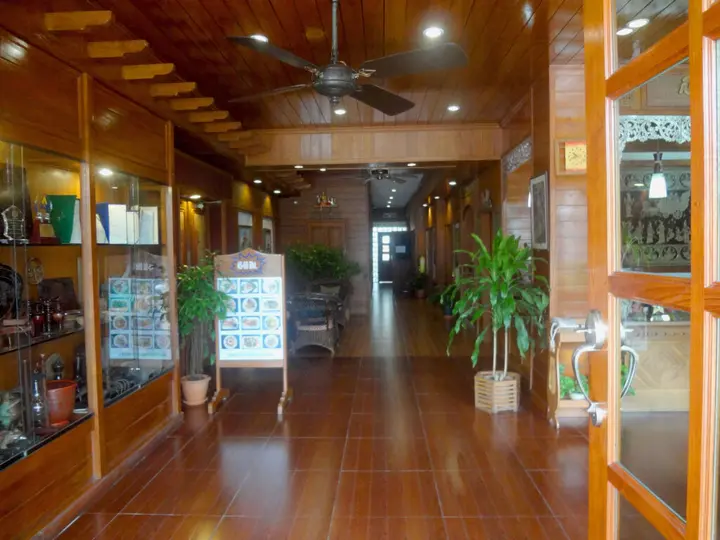 Мэхонгсон: Baiyoke Chalet Hotel