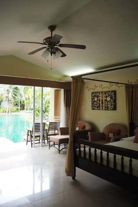 Паттайя: Villa Thongbura