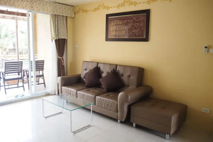 Паттайя: Villa Thongbura