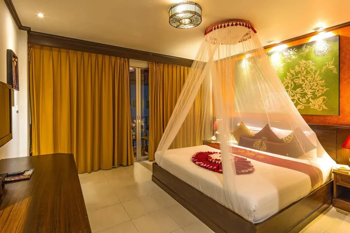 Патонг: Tanawan Phuket Hotel