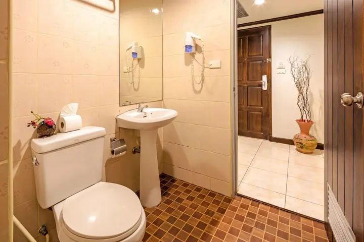 Патонг: Tanawan Phuket Hotel