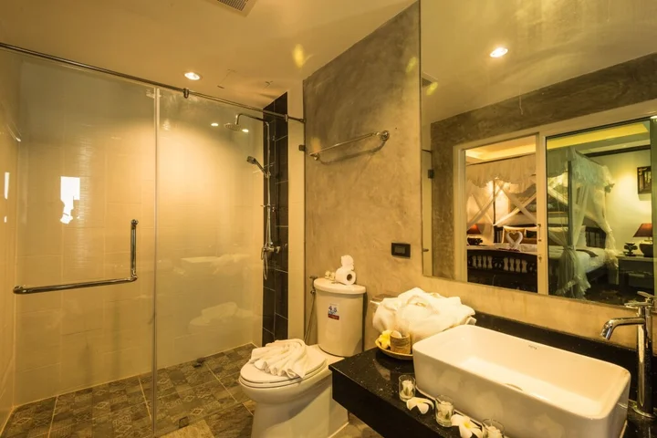 Патонг: Tanawan Phuket Hotel