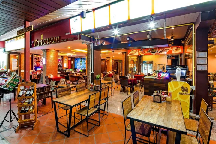Патонг: Tanawan Phuket Hotel