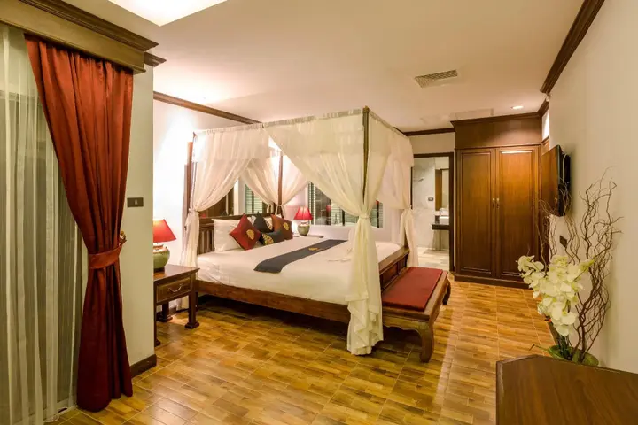 Патонг: Tanawan Phuket Hotel
