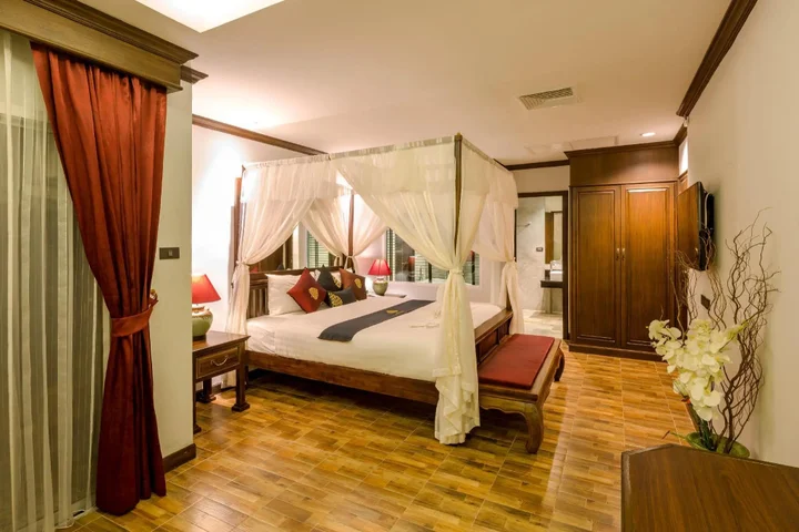 Патонг: Tanawan Phuket Hotel