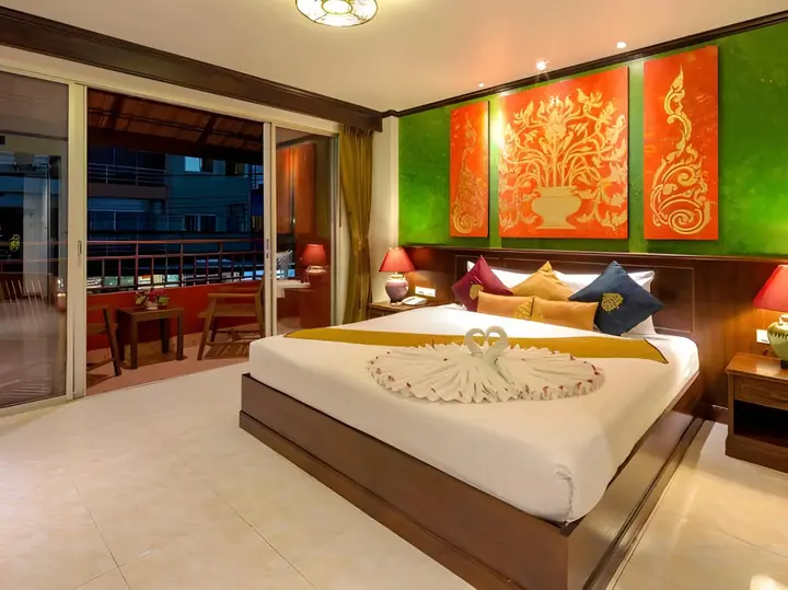 Патонг: Tanawan Phuket Hotel