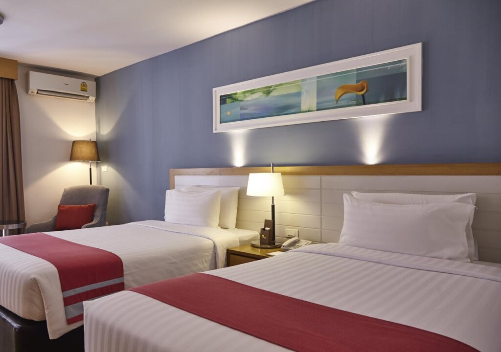 Бангкок: Maple Hotel