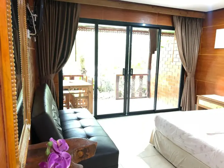 Тхаланг: Ruan Mai Sang Ngam Resort