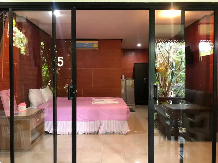 Тхаланг: Ruan Mai Sang Ngam Resort
