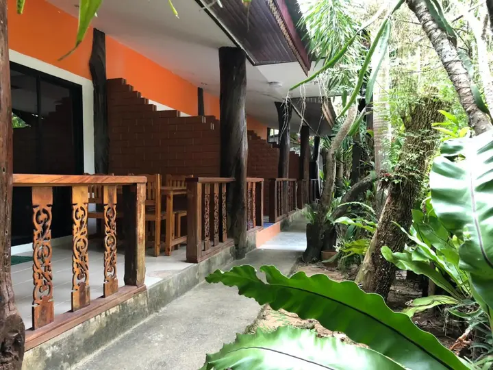 Тхаланг: Ruan Mai Sang Ngam Resort