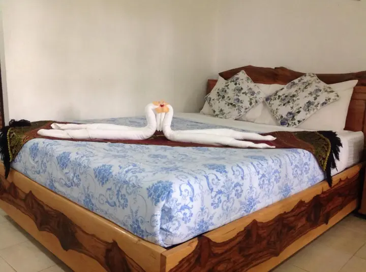 Тхаланг: Ruan Mai Sang Ngam Resort